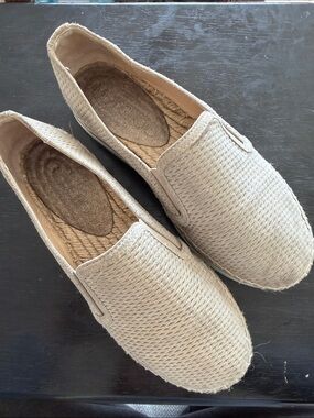 Jimmy Choo Slip-On summer woven Espadrilles in Light metallic beige size 36